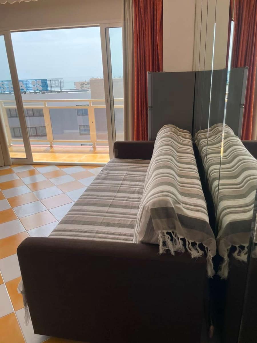 1 bedroom Beach Apartment for holiday rental in Torremolinos with pool garage - € 350 (Ref: 10061300)