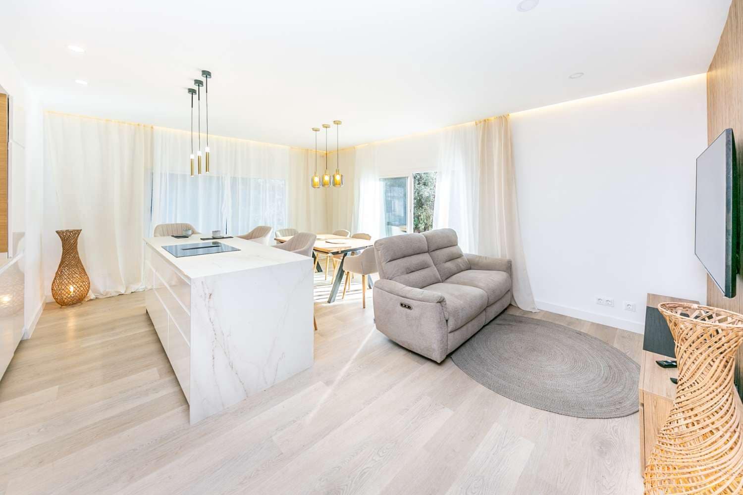 3 bedroom Villa for sale in Fuengirola with pool garage - € 699,000 (Ref: 10114605)