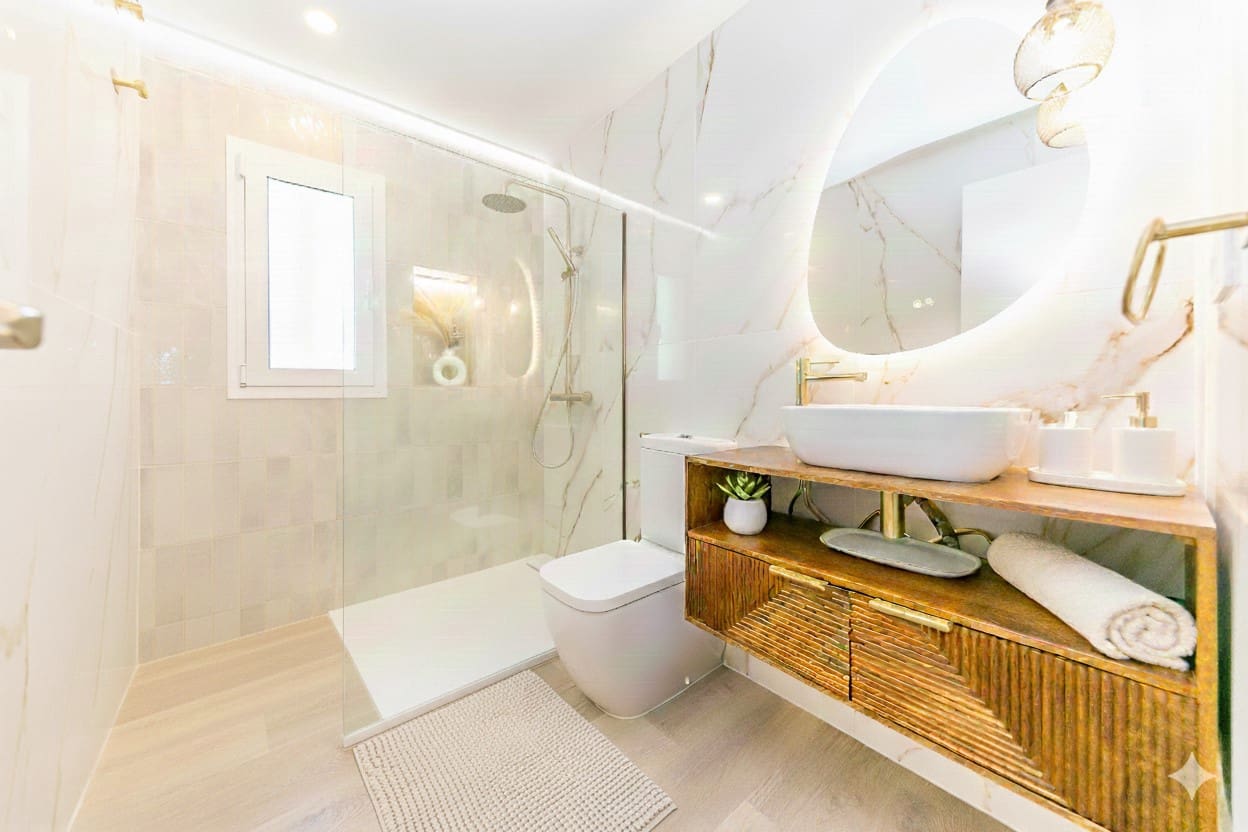 3 bedroom Villa for sale in Fuengirola with pool garage - € 699,000 (Ref: 10114605)