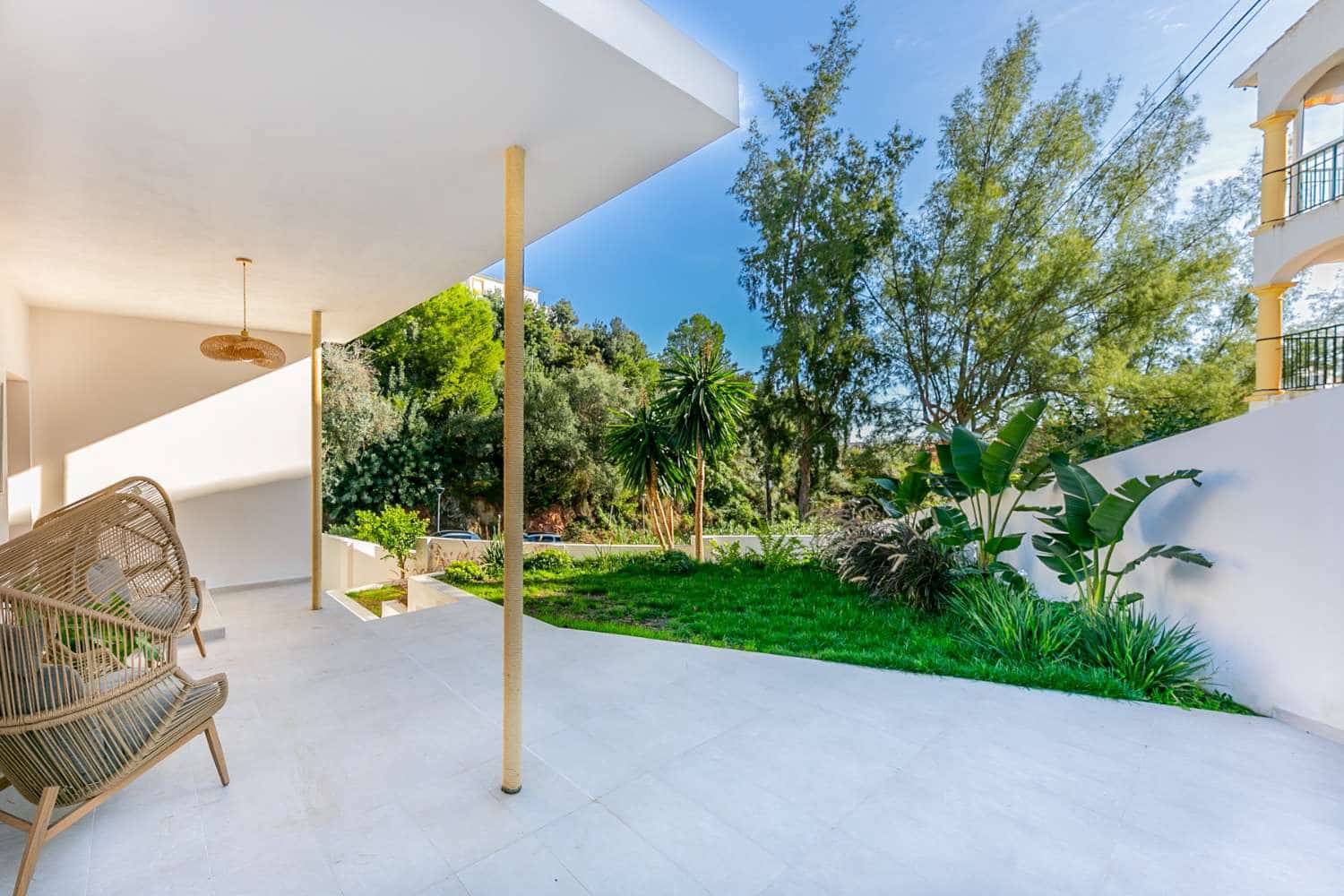 3 bedroom Villa for sale in Fuengirola with pool garage - € 699,000 (Ref: 10114605)