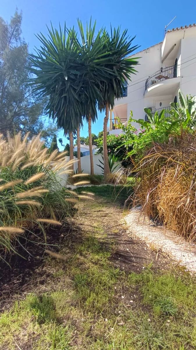 3 bedroom Villa for sale in Fuengirola with pool garage - € 699,000 (Ref: 10114605)