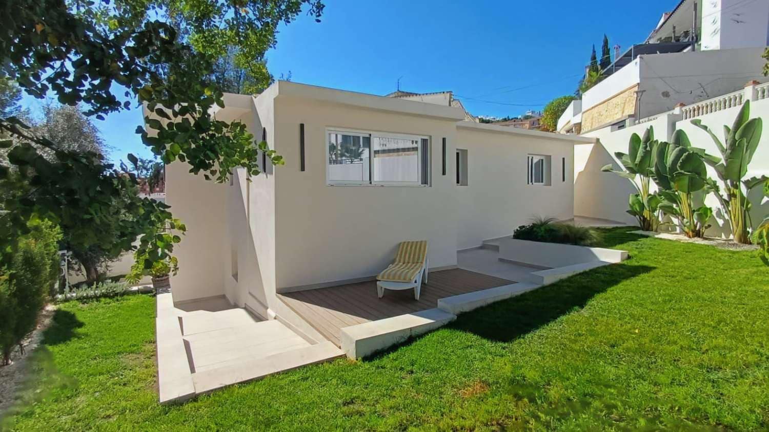 3 bedroom Villa for sale in Fuengirola with pool garage - € 699,000 (Ref: 10114605)