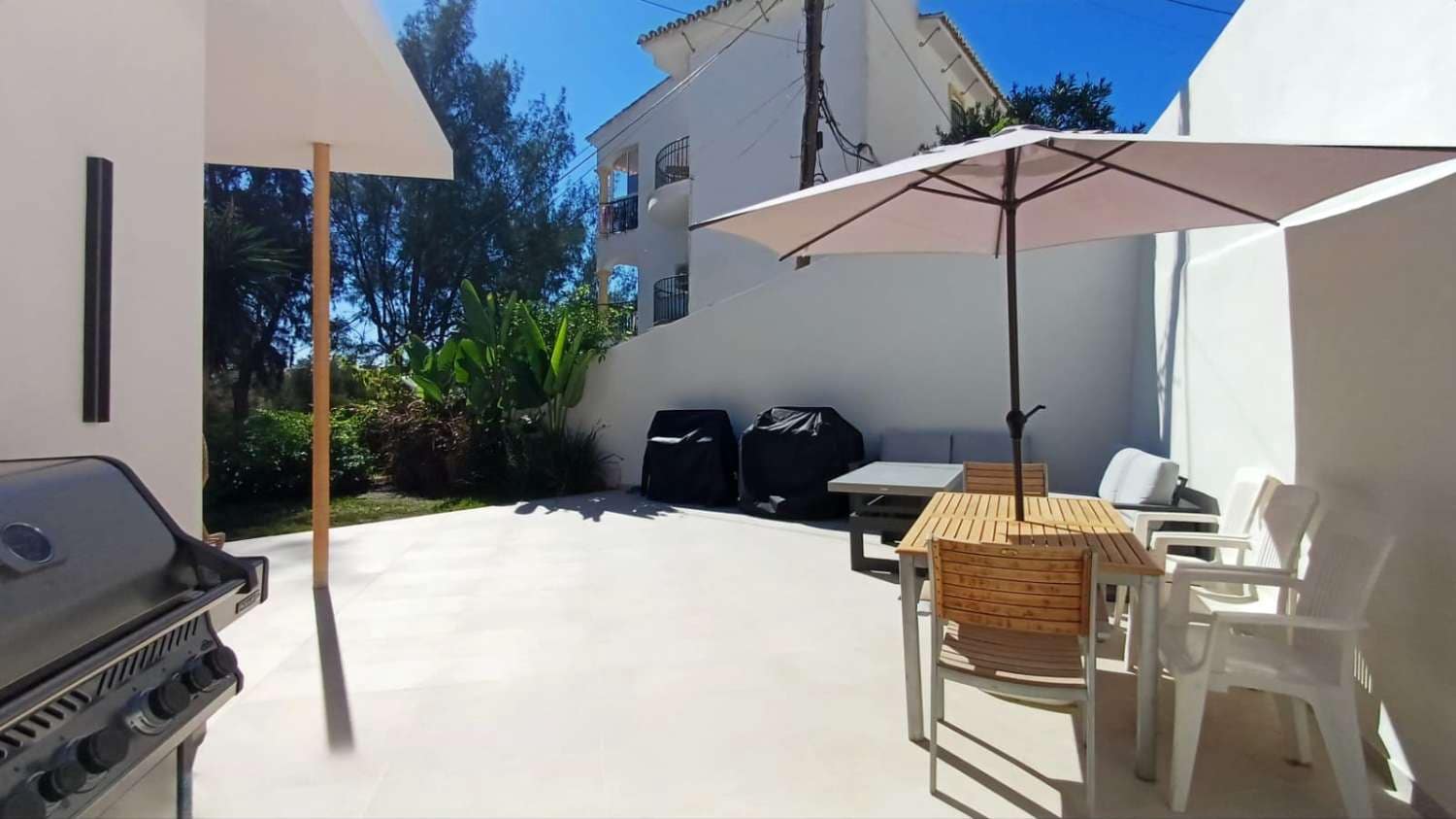 3 bedroom Villa for sale in Fuengirola with pool garage - € 699,000 (Ref: 10114605)