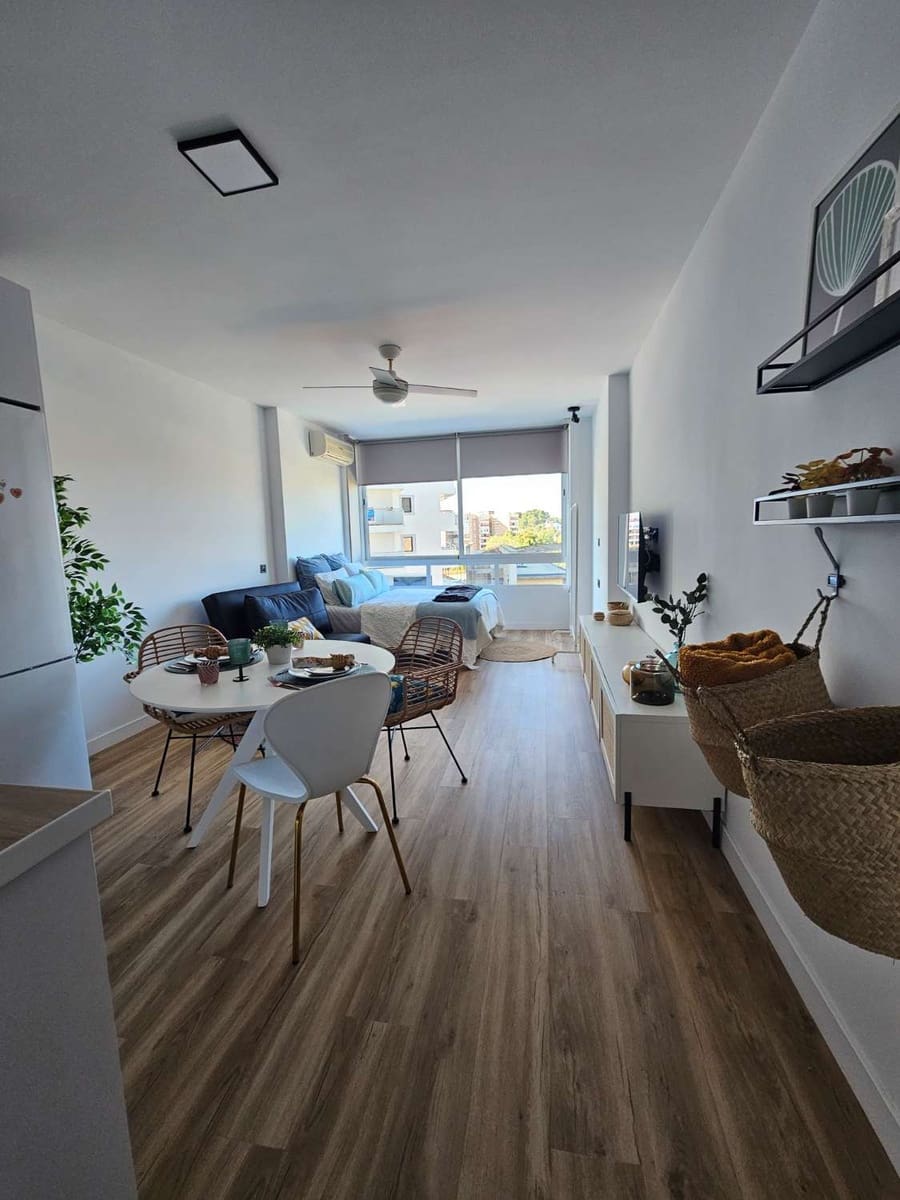 Estúdio para arrendar em Torremolinos com piscina - 800 € (Ref: 10139153)