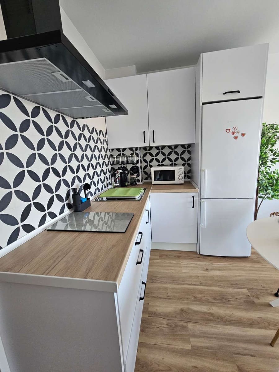 Estúdio para arrendar em Torremolinos com piscina - 800 € (Ref: 10139153)