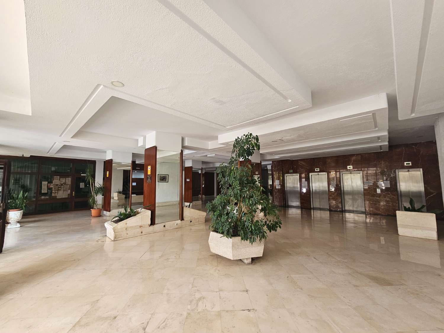 Estúdio para arrendar em Torremolinos com piscina - 800 € (Ref: 10139153)