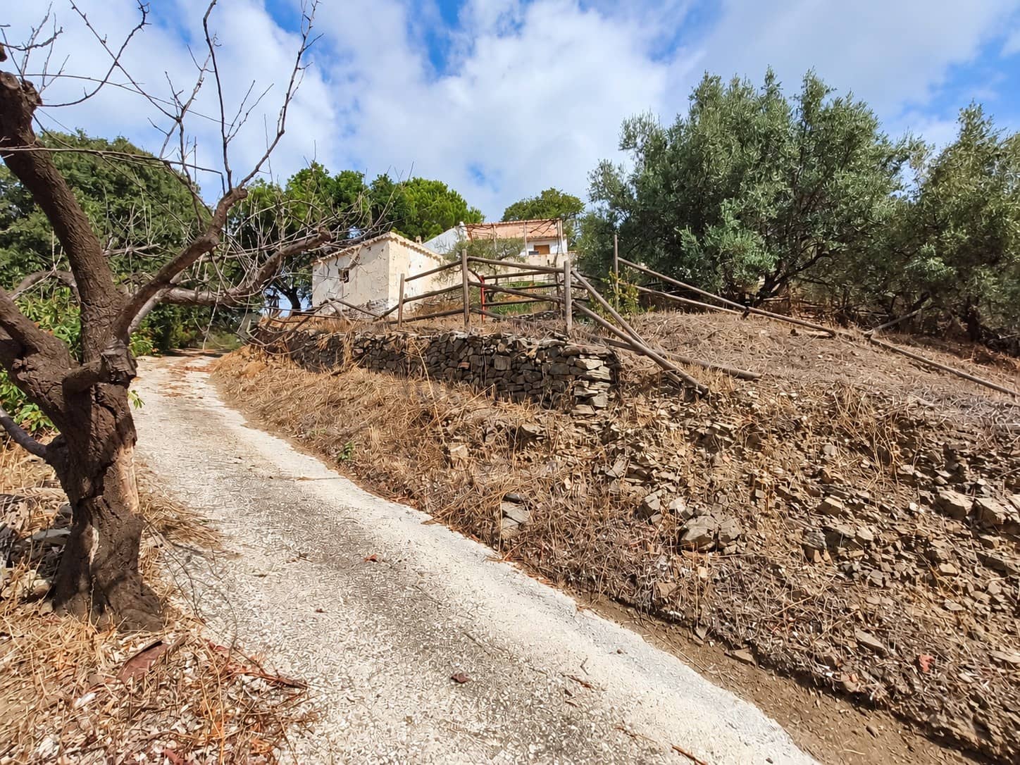 3 bedroom Villa for sale in Competa - € 185,000 (Ref: 10158996)