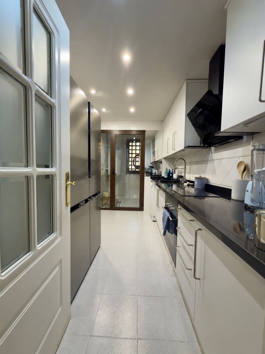 3 camera da letto Appartamento in vendita in Benahavis con piscina garage - 675.000 € (Rif: 10166113)
