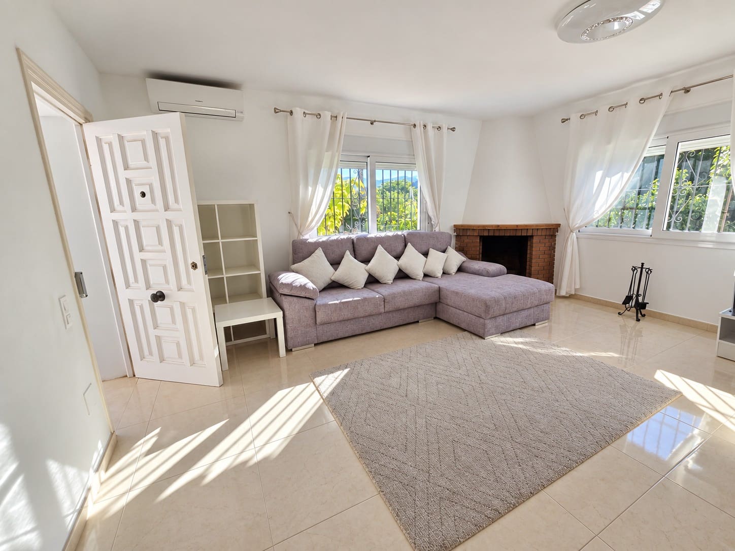 10 Zimmer Villa zu verkaufen in Alhaurin de la Torre mit Pool Garage - 1.500.000 € (Ref: 10166114)
