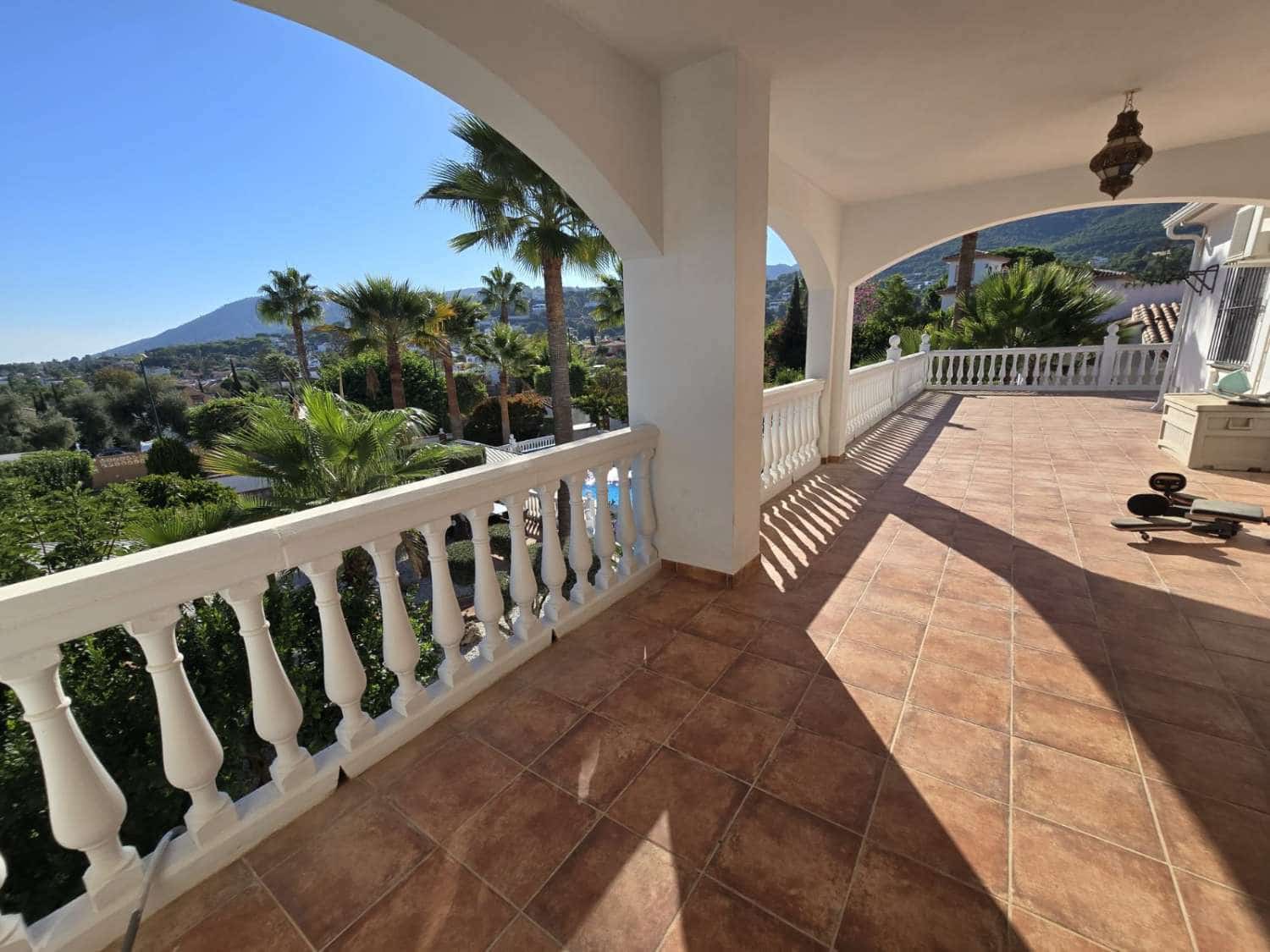10 Zimmer Villa zu verkaufen in Alhaurin de la Torre mit Pool Garage - 1.500.000 € (Ref: 10166114)