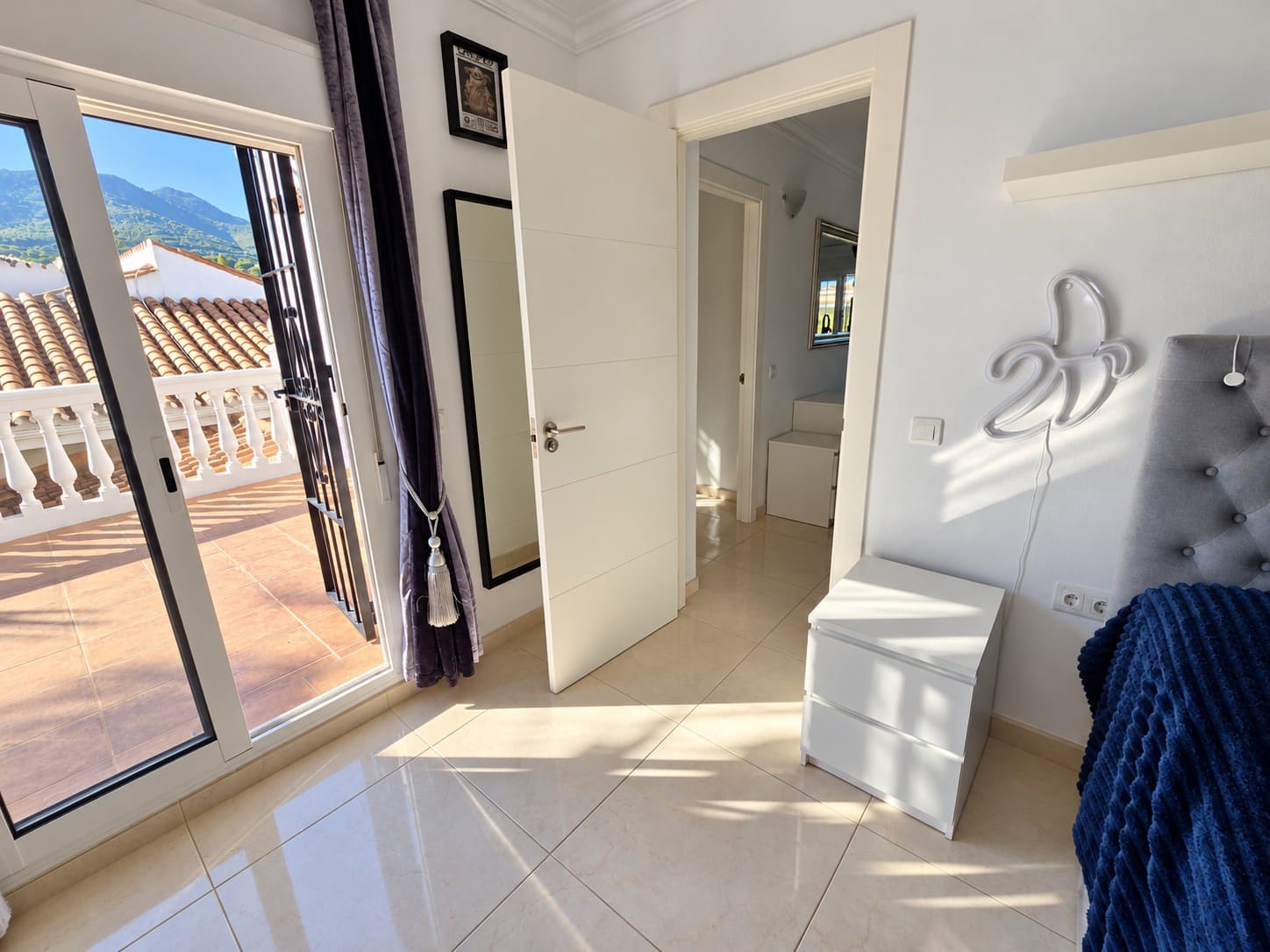 10 Zimmer Villa zu verkaufen in Alhaurin de la Torre mit Pool Garage - 1.500.000 € (Ref: 10166114)