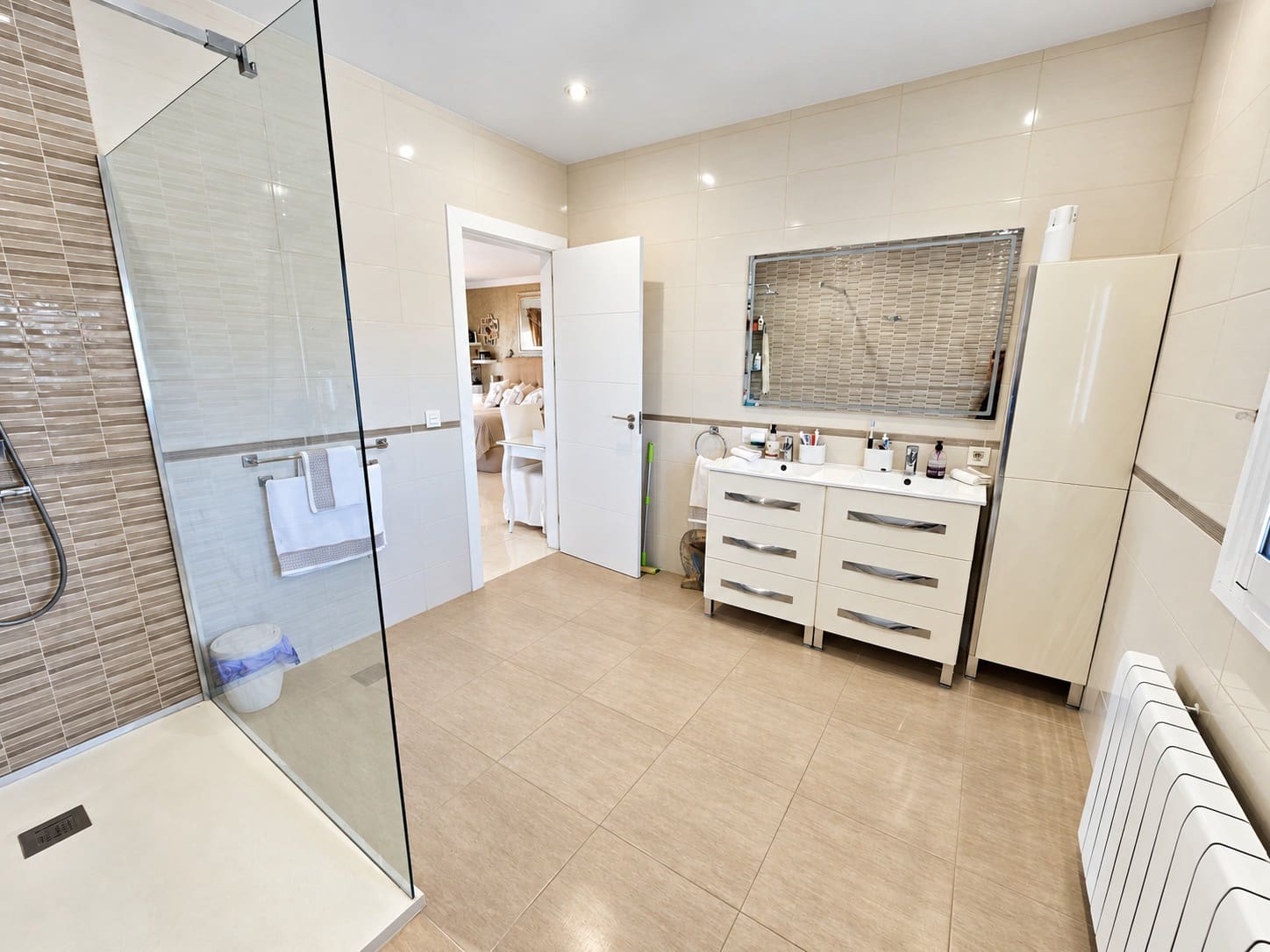 10 Zimmer Villa zu verkaufen in Alhaurin de la Torre mit Pool Garage - 1.500.000 € (Ref: 10166114)