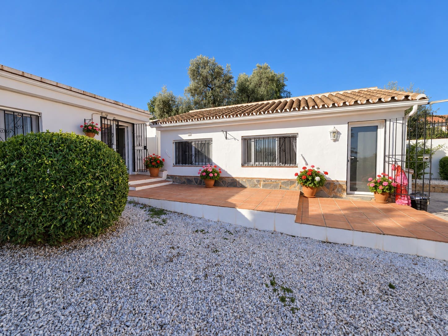 10 Zimmer Villa zu verkaufen in Alhaurin de la Torre mit Pool Garage - 1.500.000 € (Ref: 10166114)