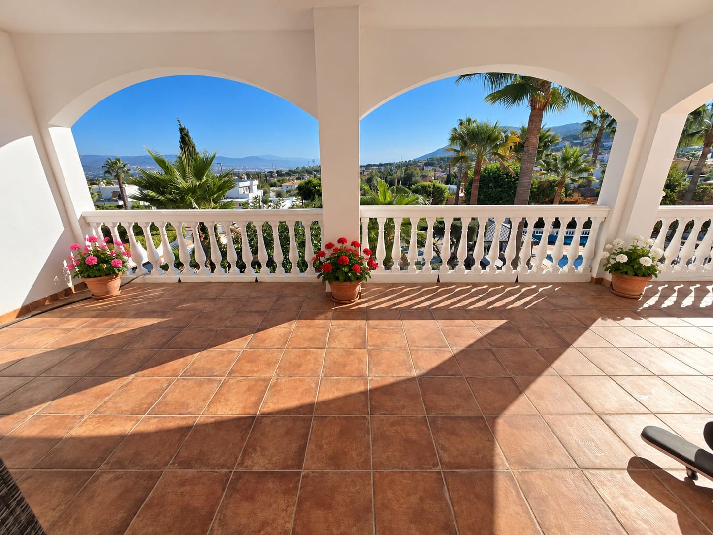 10 Zimmer Villa zu verkaufen in Alhaurin de la Torre mit Pool Garage - 1.500.000 € (Ref: 10166114)