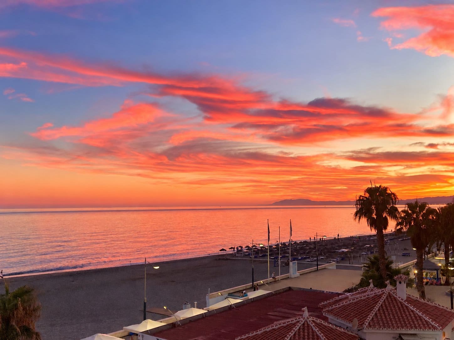 3 bedroom Beach Apartment for sale in Torrox with pool - € 599,000 (Ref: 10168194)