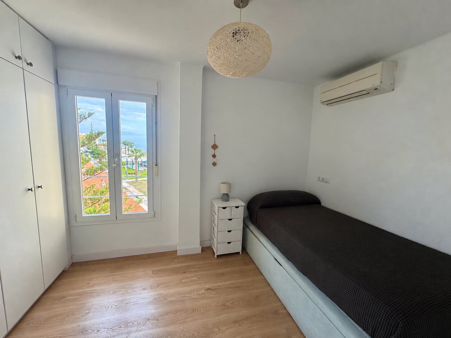 3 bedroom Beach Apartment for sale in Torrox with pool - € 599,000 (Ref: 10168194)
