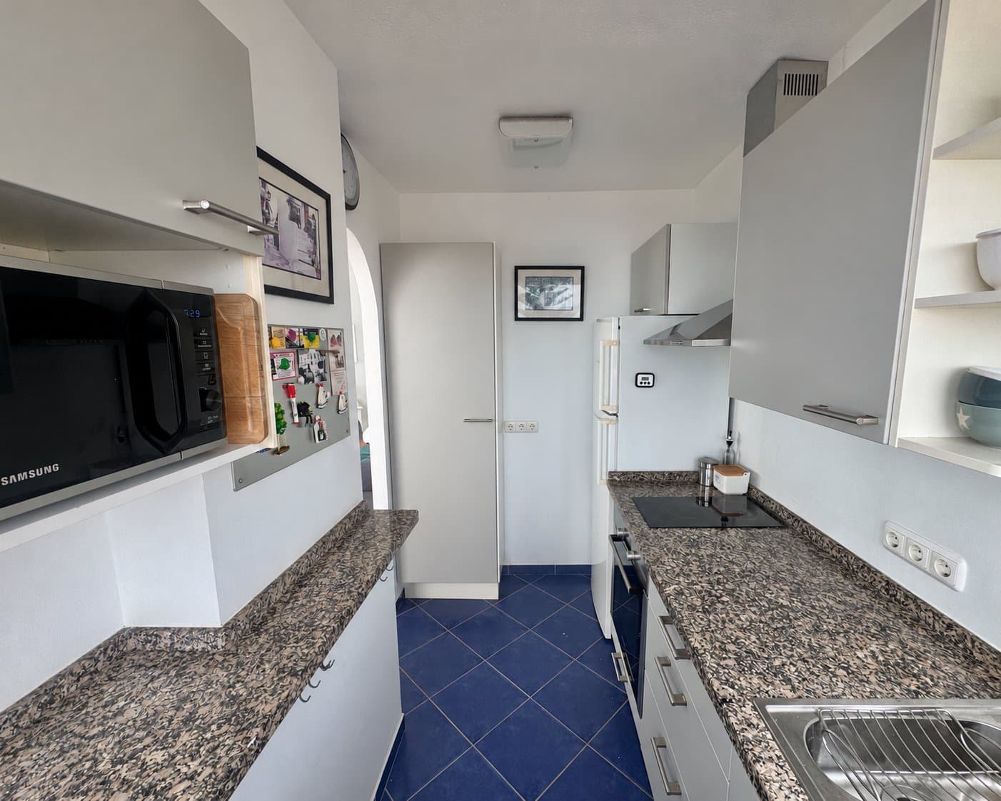 3 bedroom Beach Apartment for sale in Torrox with pool - € 599,000 (Ref: 10168194)