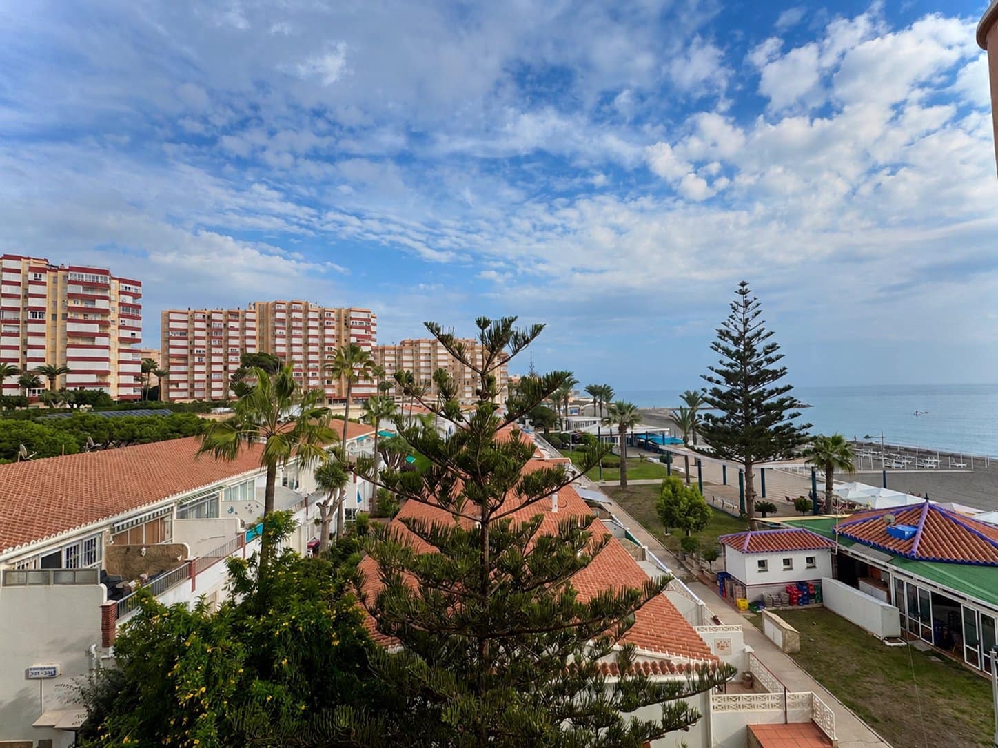 3 bedroom Beach Apartment for sale in Torrox with pool - € 599,000 (Ref: 10168194)