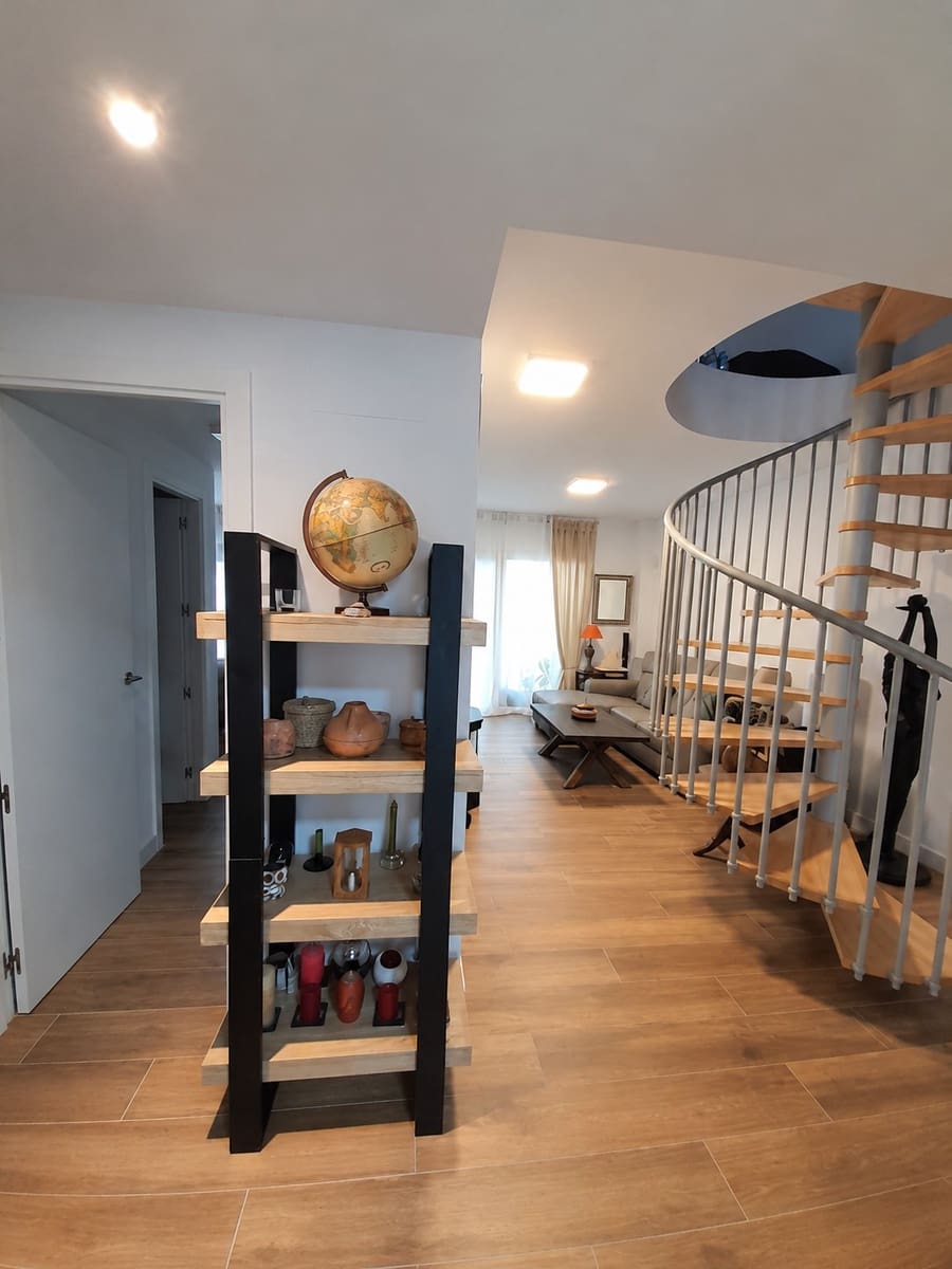 Ático de 4 habitaciones en Málaga ciudad en venta con piscina garaje - 749.000 € (Ref: 10168195)