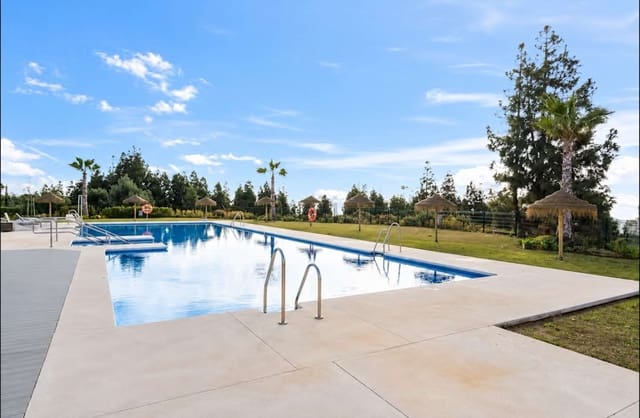 2 soveværelse Strandlejlighed til salg i Mijas med swimmingpool garage - € 460.000 (Ref: 10174369)