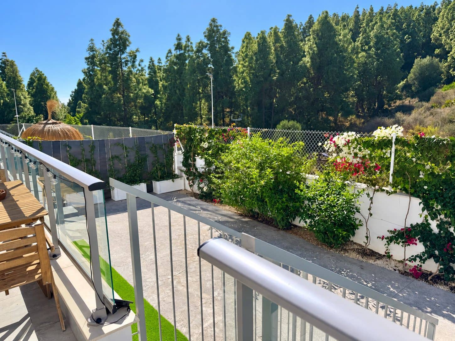 2 soveværelse Strandlejlighed til salg i Mijas med swimmingpool garage - € 460.000 (Ref: 10174369)