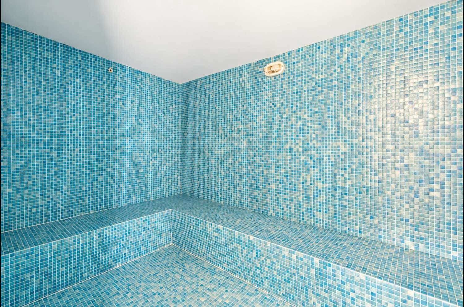 2 soveværelse Strandlejlighed til salg i Mijas med swimmingpool garage - € 460.000 (Ref: 10174369)