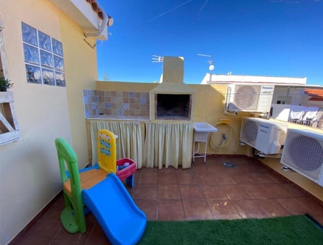 2 makuuhuone Asunto myytävänä paikassa Alhaurín de la Torre mukana 
autotalli - 359 000 € (Ref: 9434775)