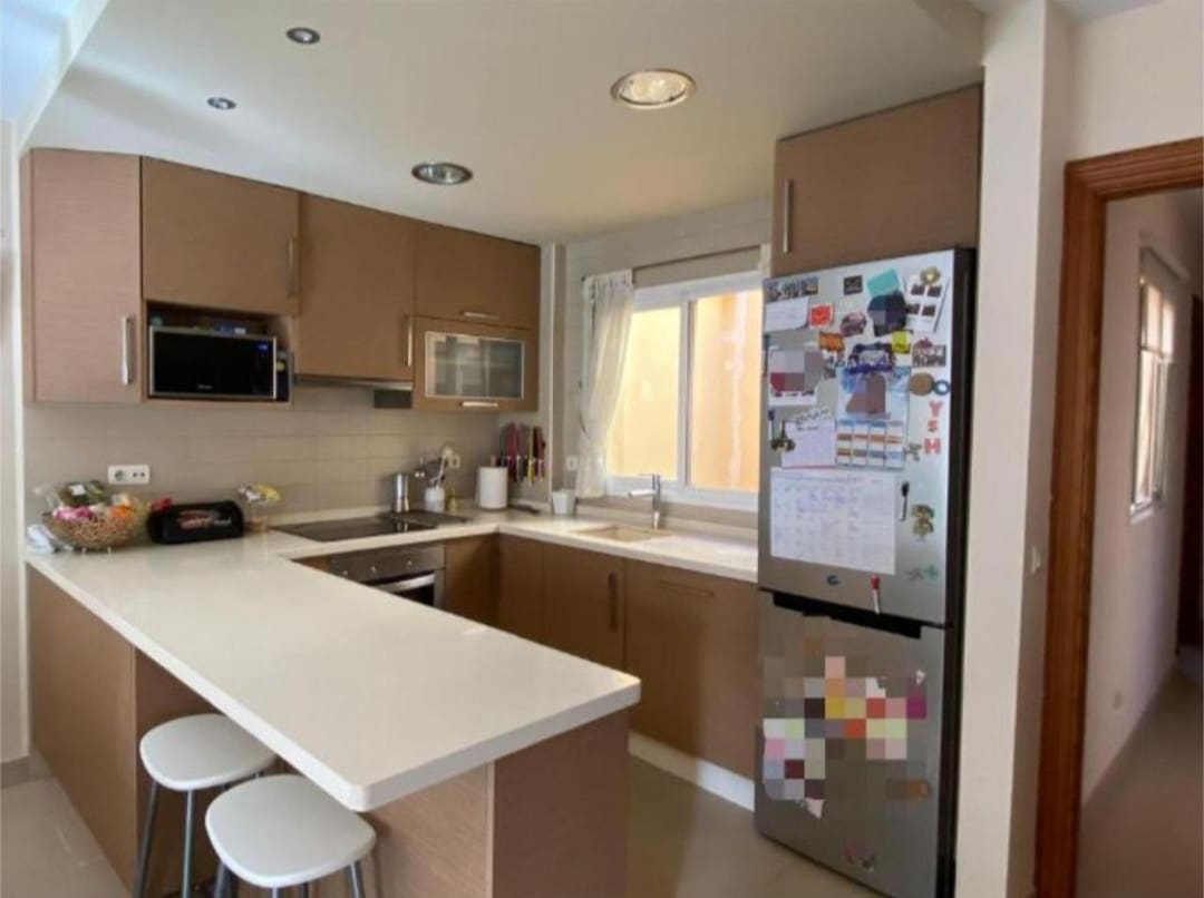 2 makuuhuone Asunto myytävänä paikassa Alhaurin de la Torre mukana 
autotalli - 359 000 € (Ref: 9434775)