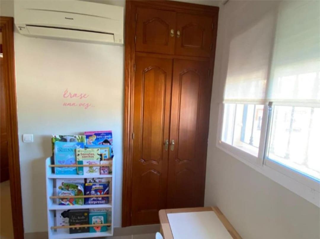 2 makuuhuone Asunto myytävänä paikassa Alhaurin de la Torre mukana 
autotalli - 359 000 € (Ref: 9434775)