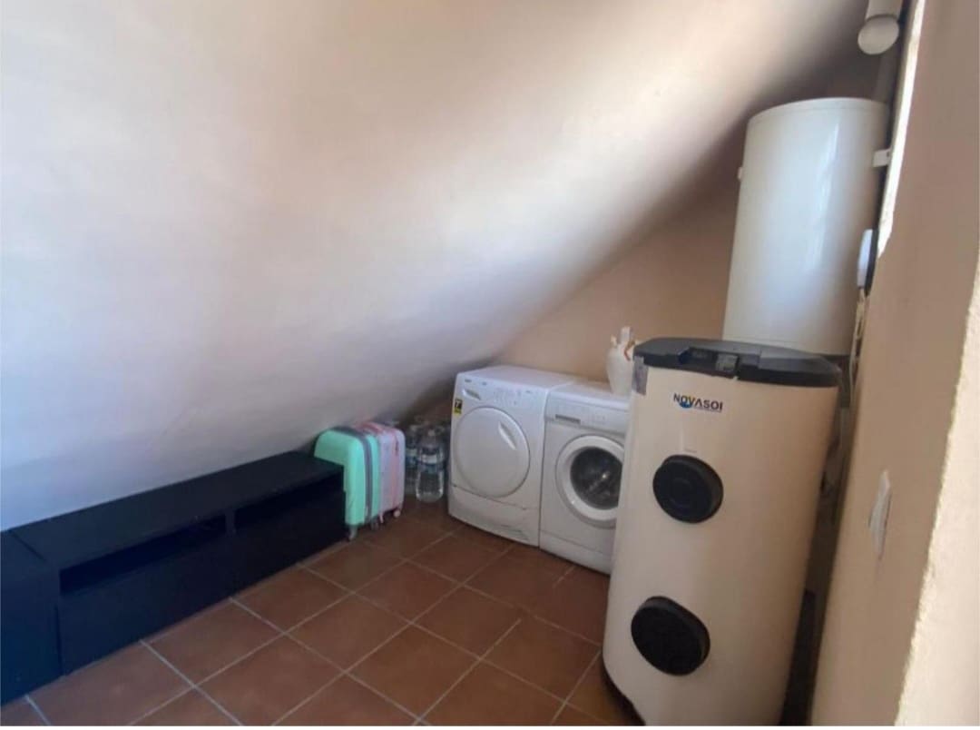 2 makuuhuone Asunto myytävänä paikassa Alhaurin de la Torre mukana 
autotalli - 359 000 € (Ref: 9434775)