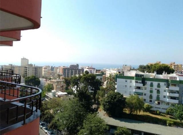 Penthouse para venda em Torremolinos - 164 800 € (Ref: 9434778)