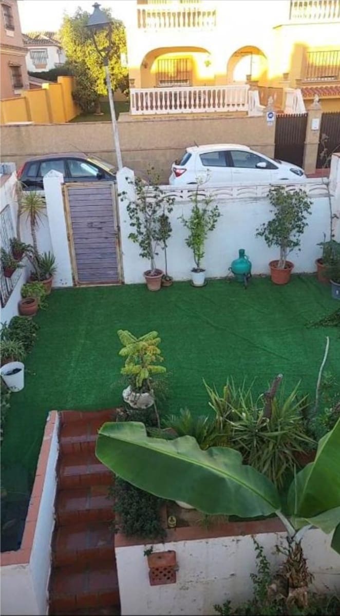 3 bedroom Terraced Villa for sale in Alhaurin de la Torre with pool - € 390,000 (Ref: 9434780)