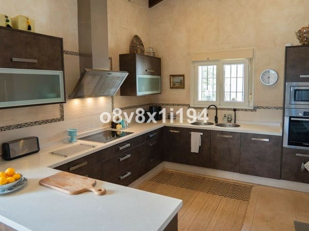 5 bedroom Finca/Country House for sale in Cartama with pool - € 599,000 (Ref: 9434781)