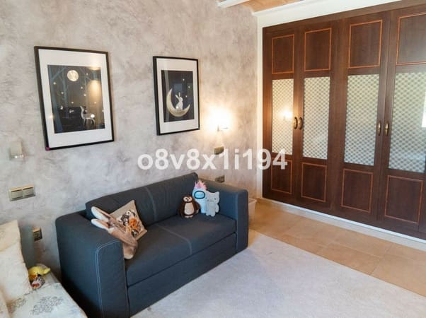 5 bedroom Finca/Country House for sale in Cartama with pool - € 599,000 (Ref: 9434781)