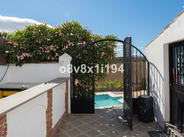 5 bedroom Finca/Country House for sale in Cartama with pool - € 599,000 (Ref: 9434781)