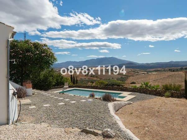 5 bedroom Finca/Country House for sale in Cartama with pool - € 599,000 (Ref: 9434781)