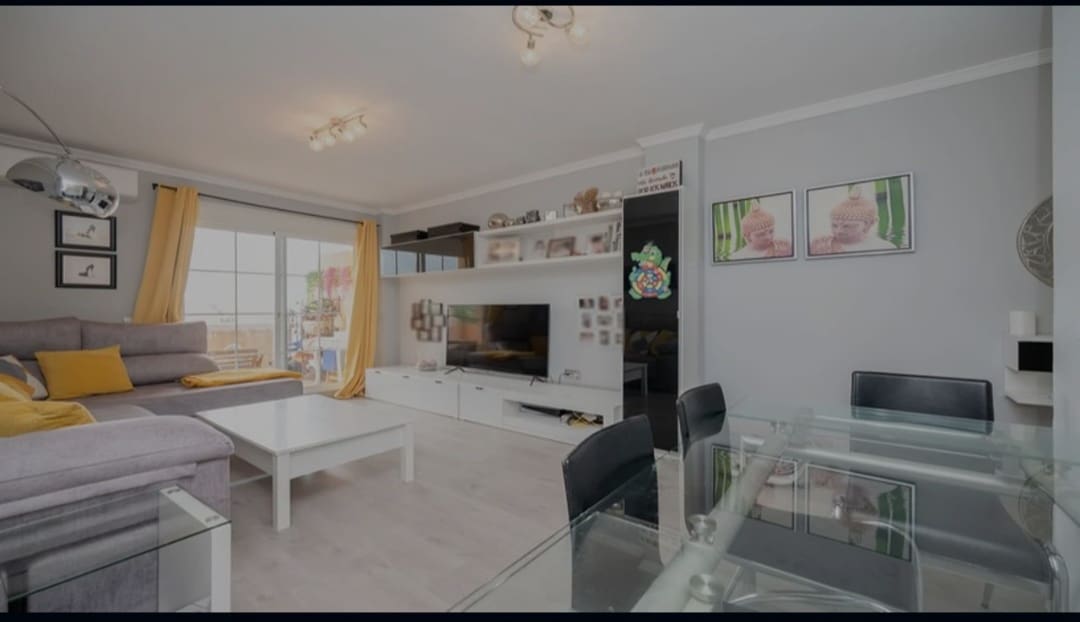 2 Zimmer Strandapartment zu verkaufen in Fuengirola mit Pool - 283.250 € (Ref: 9434782)