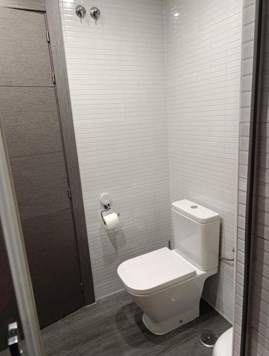 2 Zimmer Strandapartment zu verkaufen in Fuengirola mit Pool - 283.250 € (Ref: 9434782)