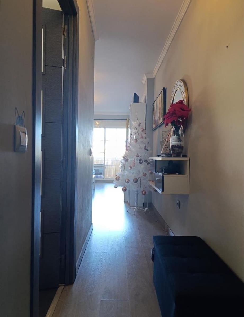 2 Zimmer Strandapartment zu verkaufen in Fuengirola mit Pool - 283.250 € (Ref: 9434782)