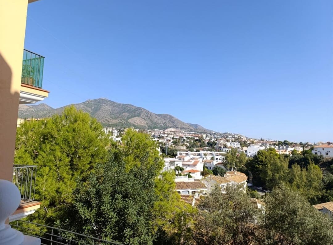 2 Zimmer Strandapartment zu verkaufen in Fuengirola mit Pool - 283.250 € (Ref: 9434782)