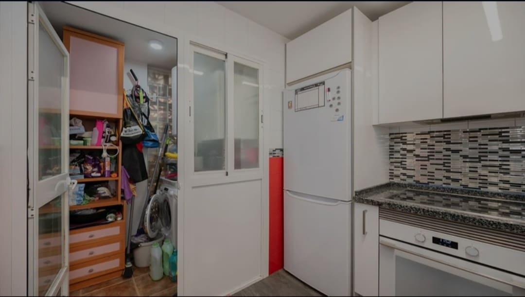 2 Zimmer Strandapartment zu verkaufen in Fuengirola mit Pool - 283.250 € (Ref: 9434782)