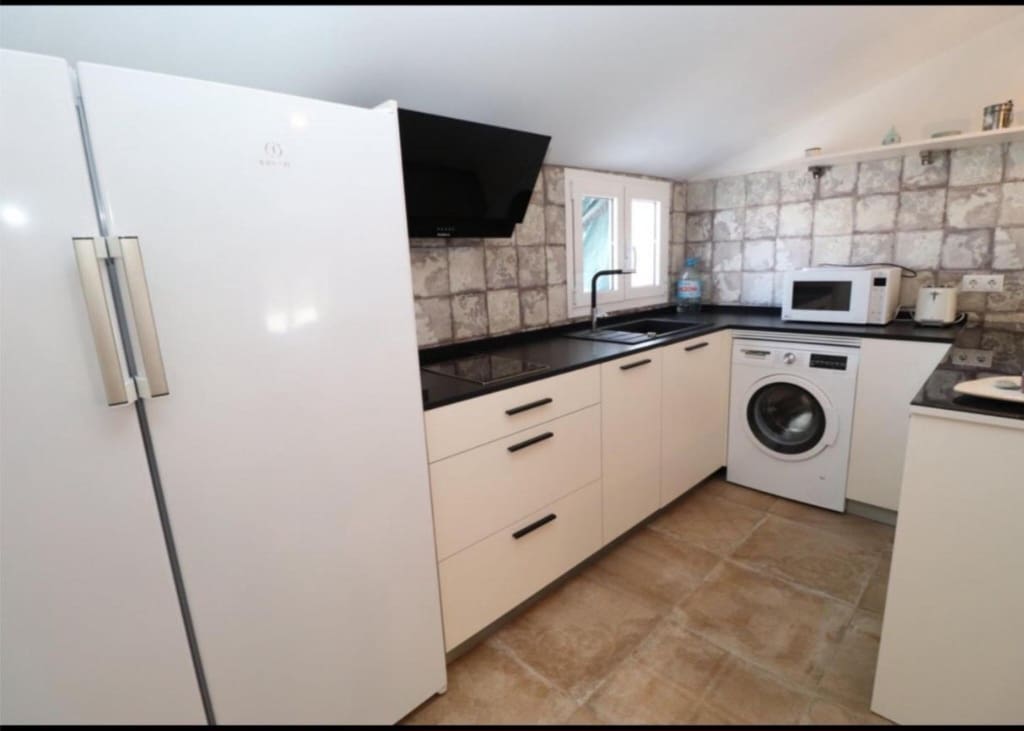 Adosado de 3 habitaciones en Alhaurín el Grande en venta - 299.999 € (Ref: 9434783)