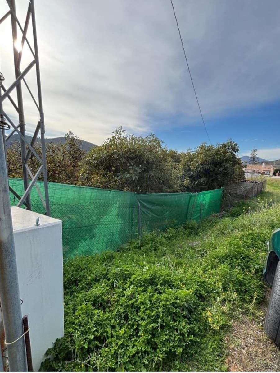 Finca/Country House for sale in Alhaurin el Grande - € 115,000 (Ref: 9434784)