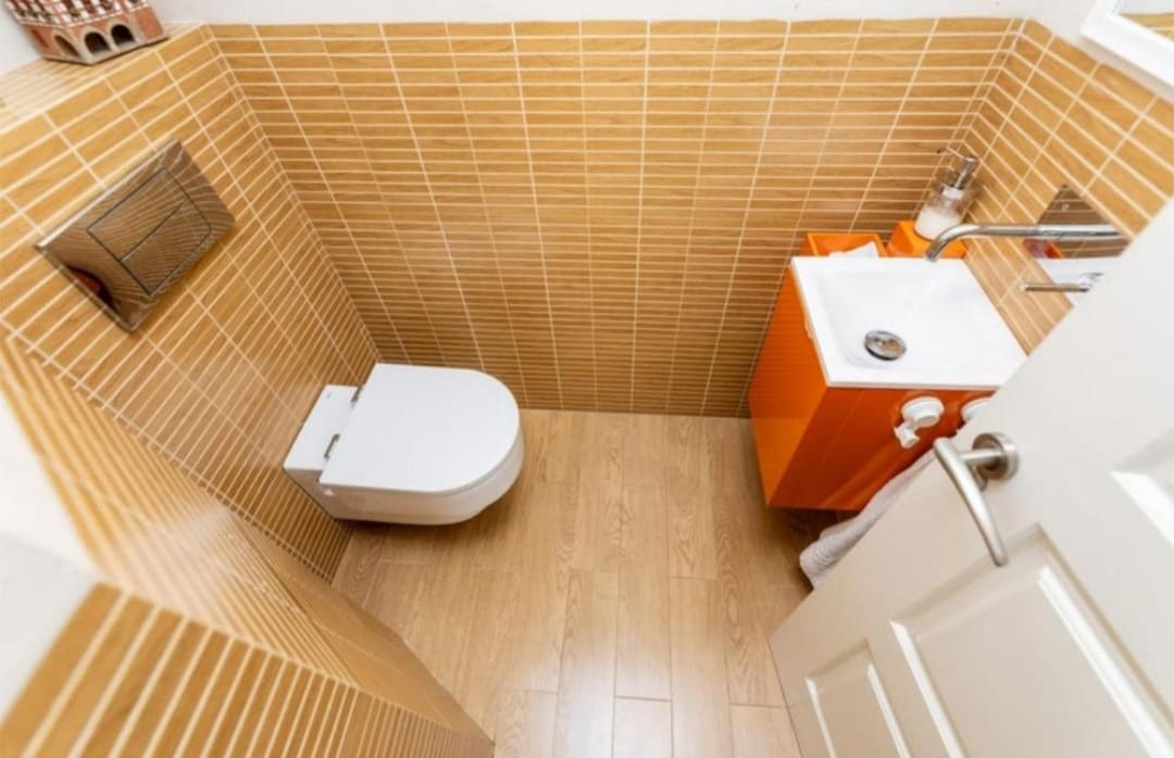 6 bedroom Villa for sale in Alhaurin de la Torre with pool - € 795,000 (Ref: 9434786)