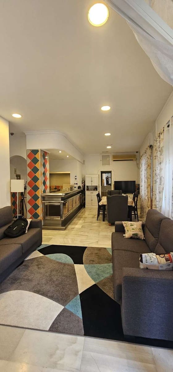 1 sypialnia Apartament przy plaży na sprzedaż w Fuengirola - 216 300 € (Ref: 9434787)