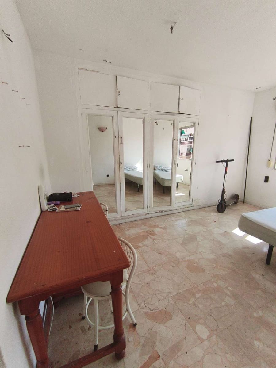 3 Zimmer Wohnung zu verkaufen in Malaga Stadt - 400.000 € (Ref: 9434789)