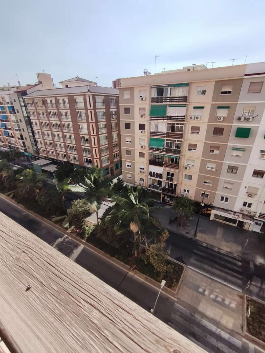 3 Zimmer Wohnung zu verkaufen in Malaga Stadt - 400.000 € (Ref: 9434789)