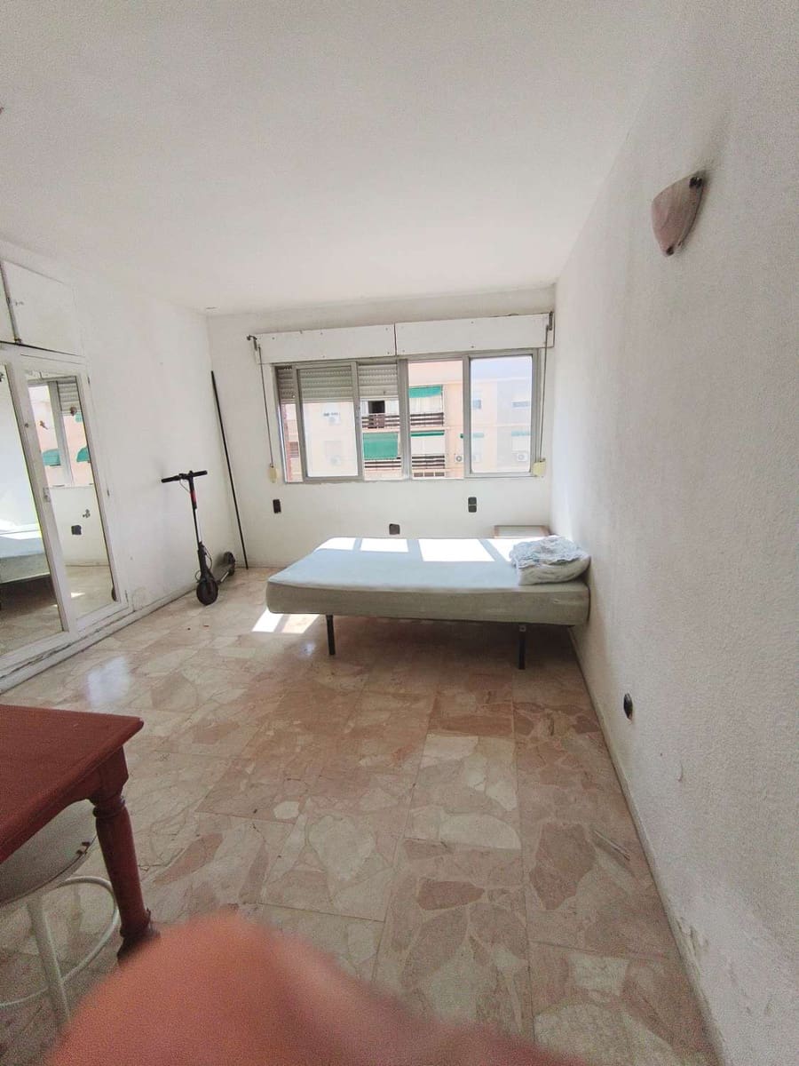 3 Zimmer Wohnung zu verkaufen in Malaga Stadt - 400.000 € (Ref: 9434789)