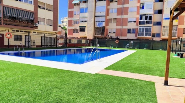 1 Zimmer Strandapartment zu verkaufen in Torremolinos mit Pool - 211.000 € (Ref: 9434790)