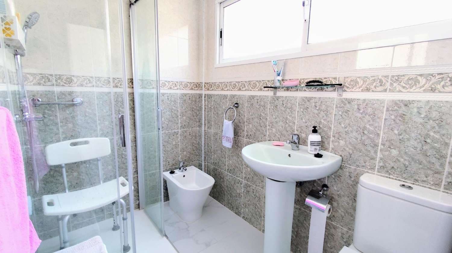 1 Zimmer Strandapartment zu verkaufen in Torremolinos mit Pool - 211.000 € (Ref: 9434790)